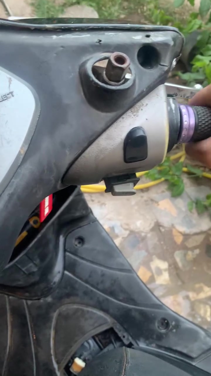 سكنس فحل للبيع السبعه موجوده القبق مال بانزين ينفس وتاير امامي جديد وكلج خلفي رياضي ب400وبيهت مجال مكاني حريه حي العدل ما متواجد فيس هذا رقمي ***********
