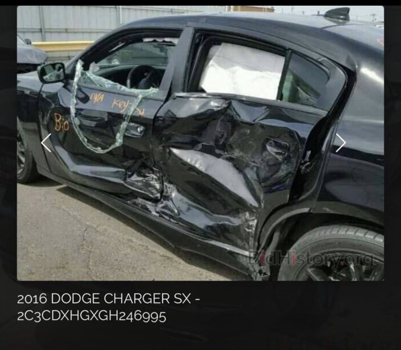 جارجر 16 اصل باسمي جاهزه من كلشي صور الحادث بالمنشور مبدل نفس اللون السعر ١٧٠ للاتصال ***********
