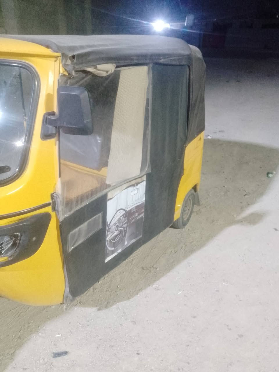 سلام عليكم شباب تكتك موديل 18للبيع  السعر 2800 وبيه مجال بسيط  *********** 
مكلف بل نشر
