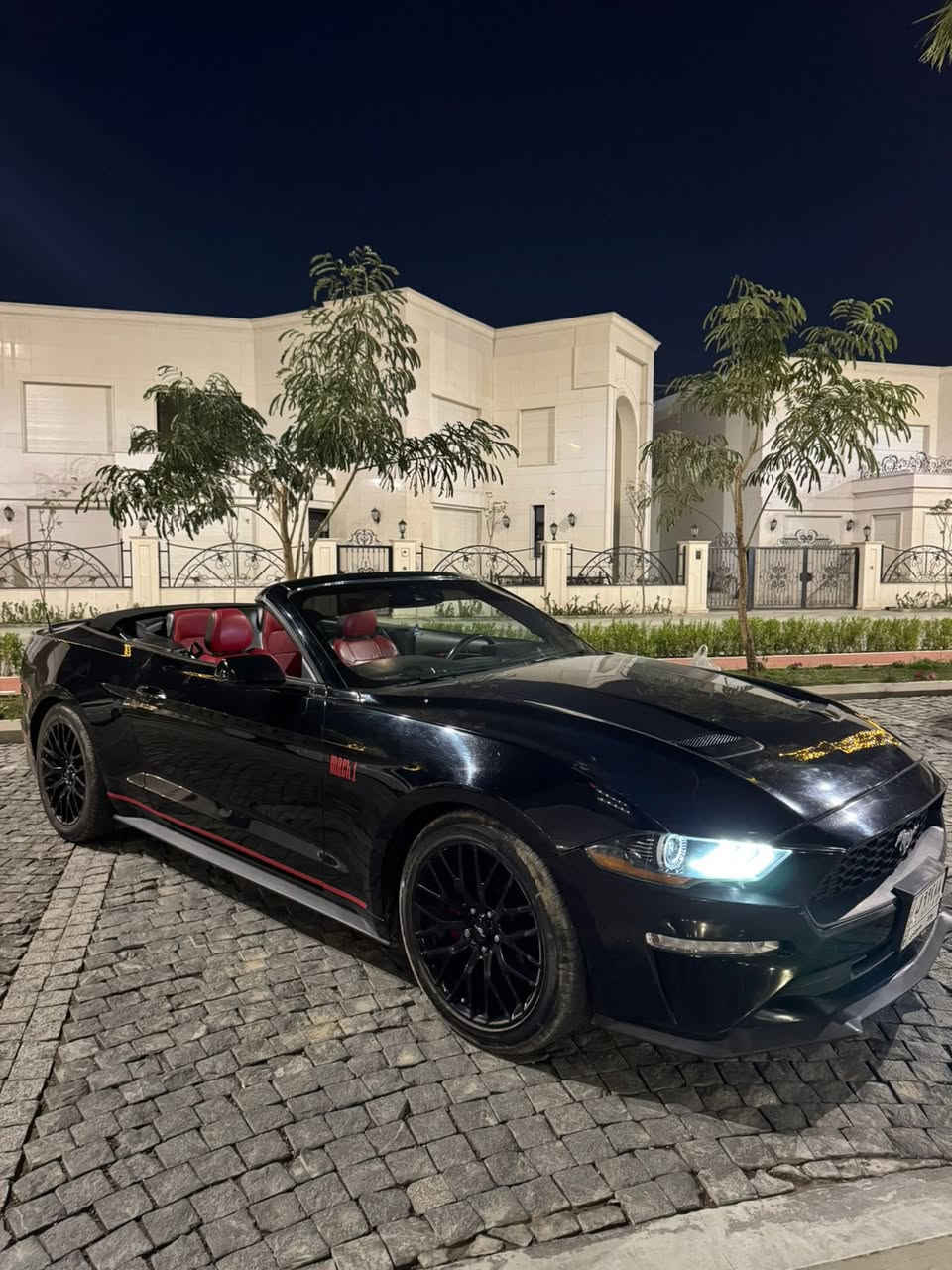 للبيع:
Ford Mustang
EcoBoost ، ماشية 103الف كيلومتر
موديل 2019، وارد امريكي كشف
 
مواصفات السيارة: 
بصمة تشغيل وابواب 
مودات(نورمال،sport ،Sport Plas)
مود ستيرن كذلك 
تحديد مسار
نقطة عمياء
ردارات جانبية بالاضافة حساسات خلفية
داخل السيارة احمر بلادي 
شاشة كبيرة كاربلاي 
عداد دجتال متغير 
كشن السايق خزن ميموري
تسخين وتبريد بالمقاعد 
وترحيب ذكي ايضاً 
تشغيل عن بعد 

مواصفات السيارة هواي…حادث السيارة كلش بسيط وبيهه فقط (قطعتين) جاملغ وبنيد
السعر: 17.000 الف دولار
للشراء او لعرض سيارتك بأقوة اداء 
للتواصل واتساب:***********
