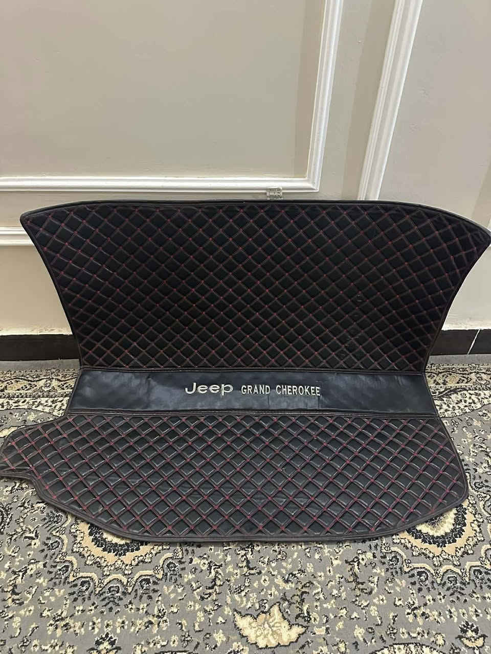 السلام عليكم
شباب عندي تخم  كامل جلدات مال جيب لاريدو للبيع سعرهن ٧٥ الف 

العنوان بغداد للاستفسار 

هـ ***********
