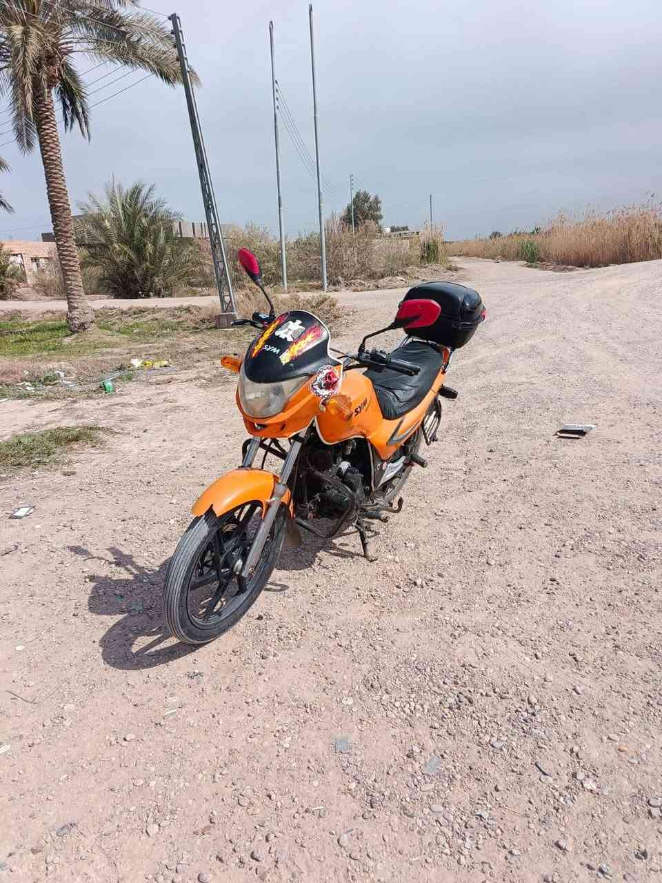 السلامة عليكم سايم البيع كامل من كلشي برقي واحد متخلي علي كهربايات كله شقاله لايت زنون مكفول كفالله عامه تخم تاير السعر 750وبي مجال الشراي***********
