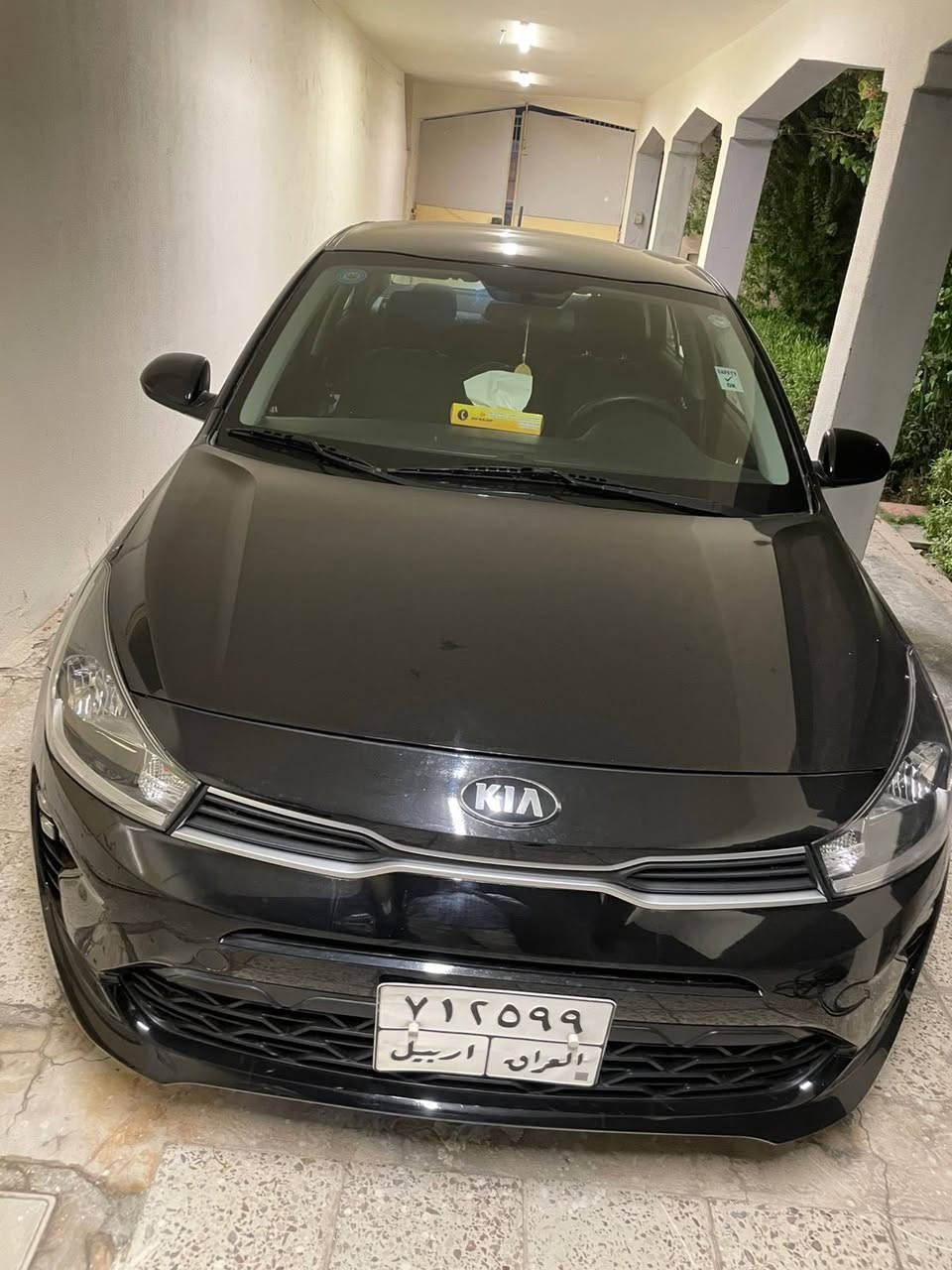 السلام عليكم كيا ريو موديل ٢١ ماشيه ١٥ الف يعني السيارة زيرو امريكيه حادثها بجم مبدل كله جديد مال شركة الحادث هنا بالعراق لان من امريكا حادثها جاملغ و شويه من البنيد و الاهل كملوا الباقي هنا 
السيارة جديده برغي مابيها نقص 
يعني مال بيت فقط السعر ١١ الف دولار 
بيها مجال بسيط جداً 
اقره المنشور زين و شوف السعر و اتصل 
مكان السياره بغداد الكرخ شارع السفارات
***********
