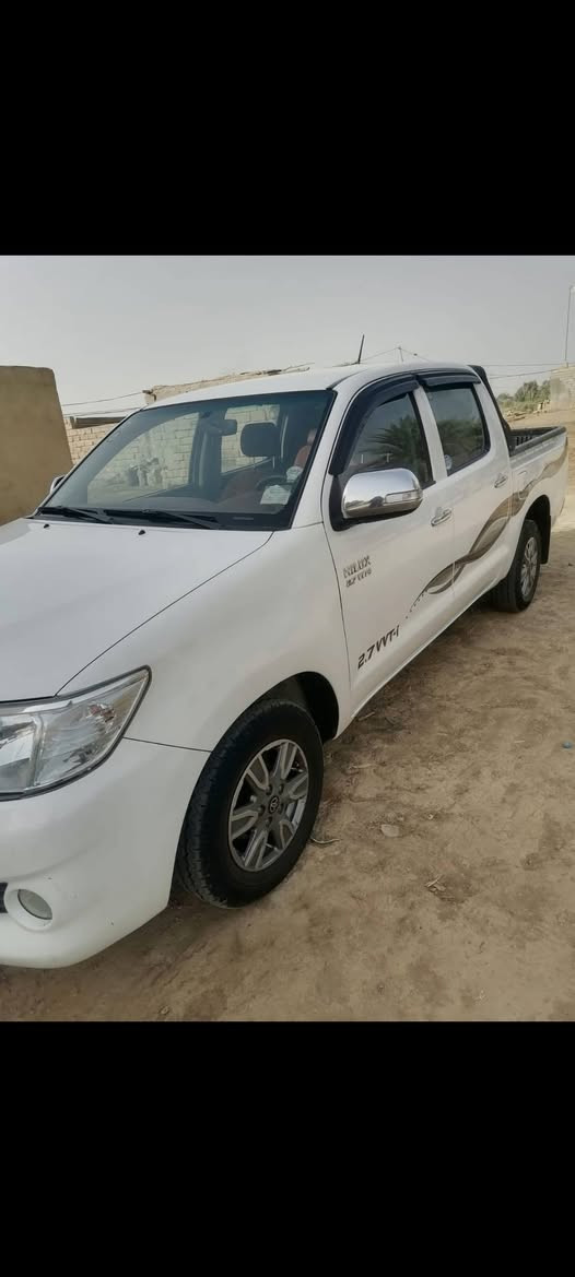 سلام عليكم هايلوكس 13 مكفوله كفاله عامه رقم بغداد كير عادي مكان سياره ديوانيه ***********
