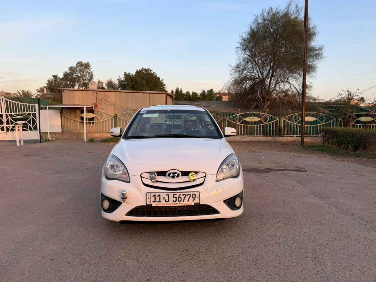 سلام عليكم اكسنت للبيع موديل2011 خليجي بلو  بيهه بنيد وجاملخ بدون دواخل مكينه وكير وصدر شرط الكفاله
مواصفات فول الأخير السعر 90 وبيه مجال العنوان البياع شهداء
***********
