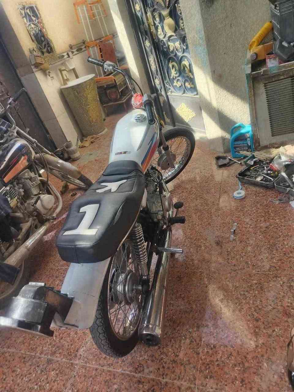 للبيع دراجه نضيفه مكينه رابيدو ناصريه سوق الشيوخ السعر550 وبيه مجال والوتي يطلع كبل


**إذا كنت صاحب هذا الإعلان وتريد حذفه لأي سبب، رجاءا أرسل رسالة إلى الدعم الفني**