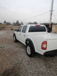 سيارة شوفر ليت مزاد 2006 سيارة جاهزة المكان بغداد 07717708747