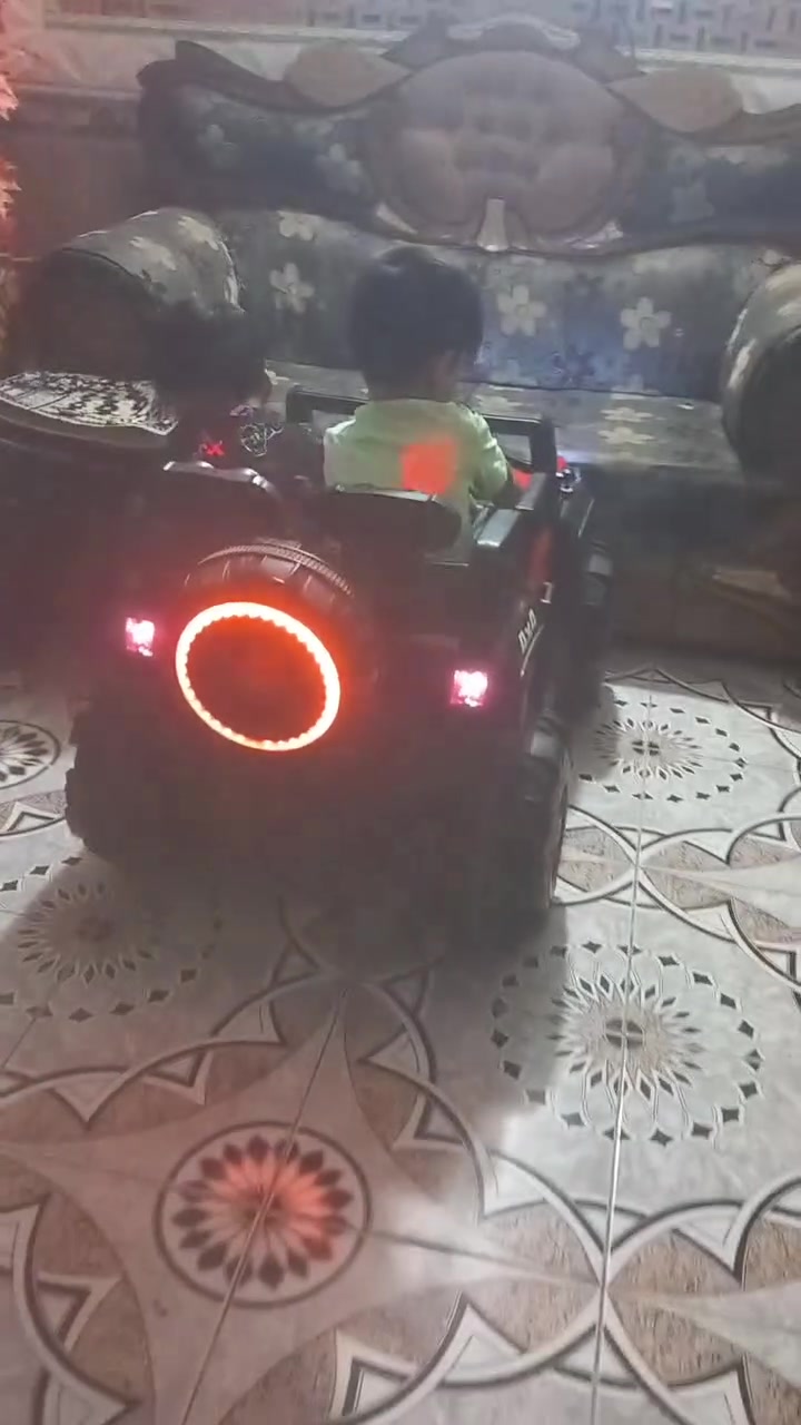 سياره شحن دبع رباعي جبلي هزاز سعر ١٥٠ وبيها مجال للاستفسار ***********
