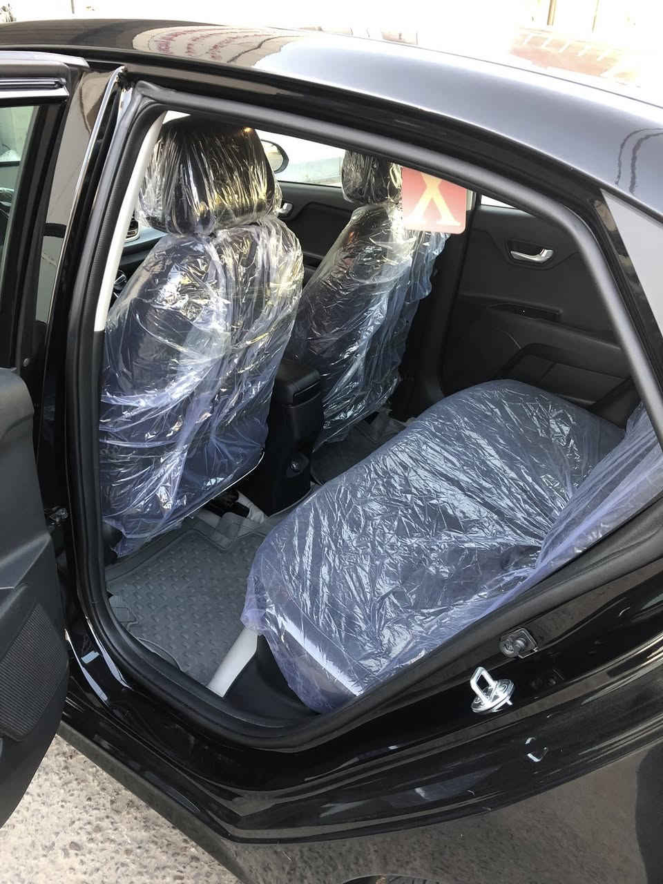 السلام عليكم كيا ريو مديل 22معوقين بأسمي رقم بصره حادث منشور بصور تبديل قطعه وحده الچاملغ جهت السائق البنيد بي شغل گد شبرين وحافت الباب بيهه شغل اثر شخوط مكينه 1600 /8نمر /8نوزل 
يرباك برده جهت السائق والستيرن 
مكان السياره بصره القبله 
السعر 120
***********
