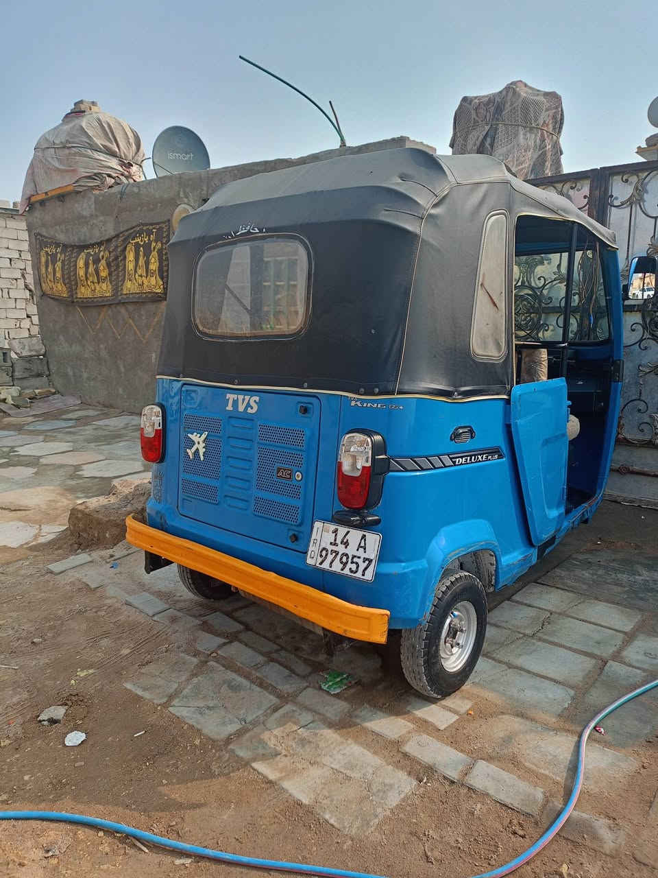 سلام عليكم تكتك البيع مديل 21رقم محرك كفاله بدي كفاله بي طخات بسيطه المكان الحيانيه اول لاين  القائد سعر 7وبيه مجال رقم ***********واتساب
