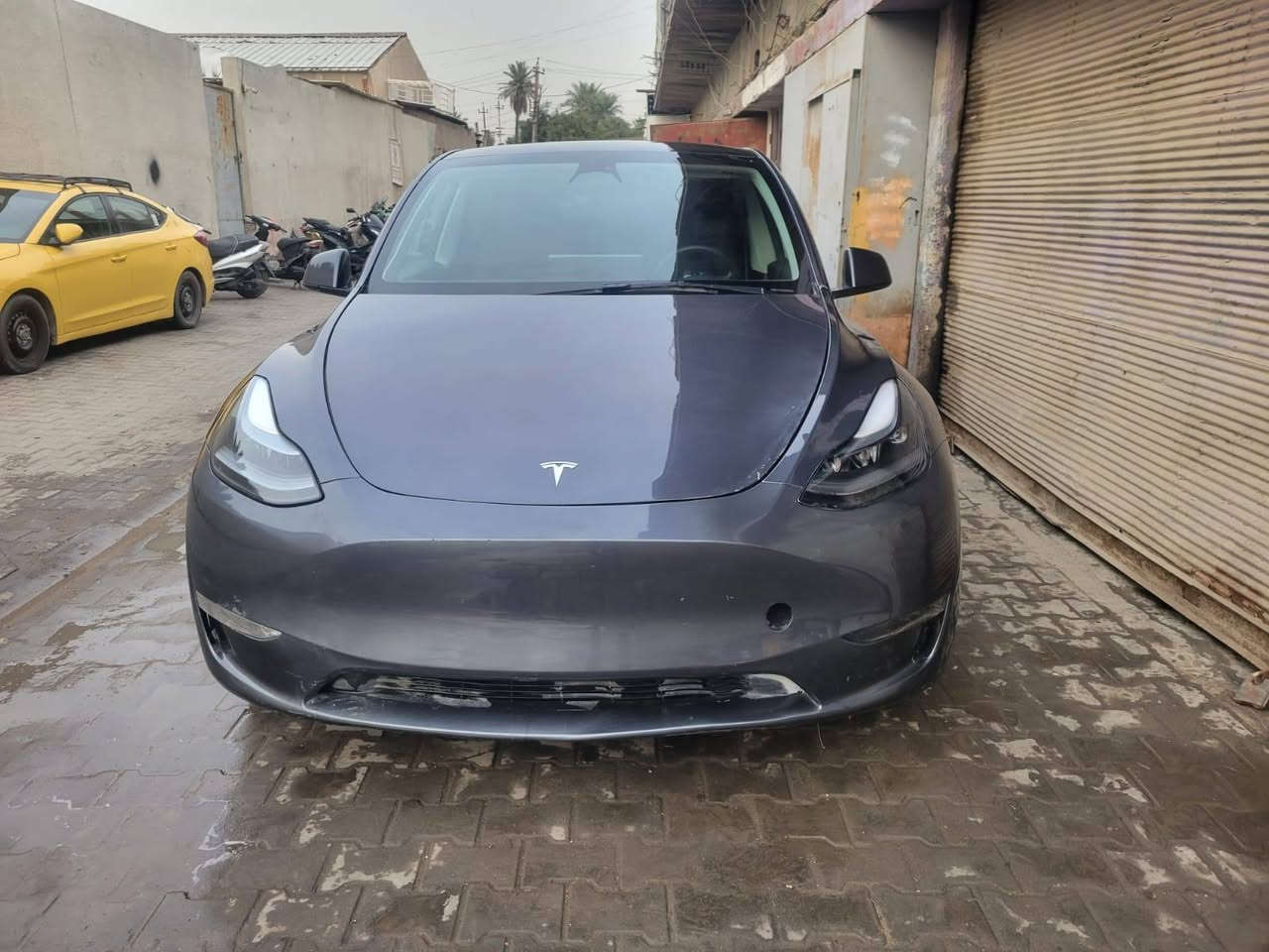 السلام عليكم تيسلا موديل y 2023 بسعر مناسب ماشيه ٢٥ ميل حداثه جاملخ وباب سائق بيه قطعتين صبغ السيره مصلحه وجاهزه نقص بيه كاميرا ودرع العنوان الزعفرانيه السعر ١٦٠ للتواصل ***********
