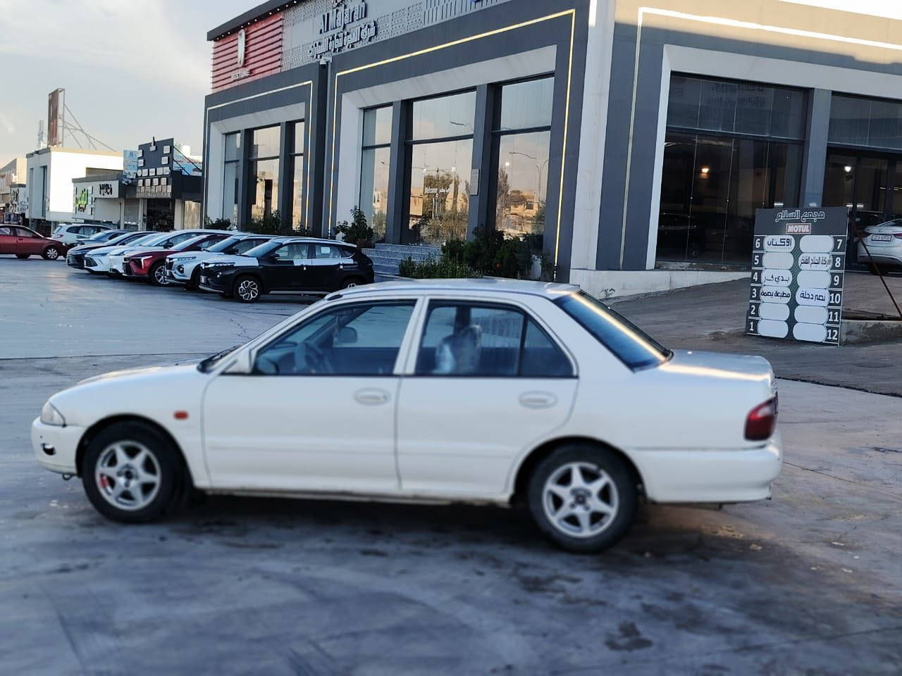 للبيع
بروتون موديل 2004 رقم نينوئ مشروع وطني شرط التحويل سنويا جديدة سيارة كير توماتيك تبريد شغال سيارة حلوة ومناسبة بيها صبغ بوند بدون دواخل السعر 53 وبيها مجال 
***********
***********
