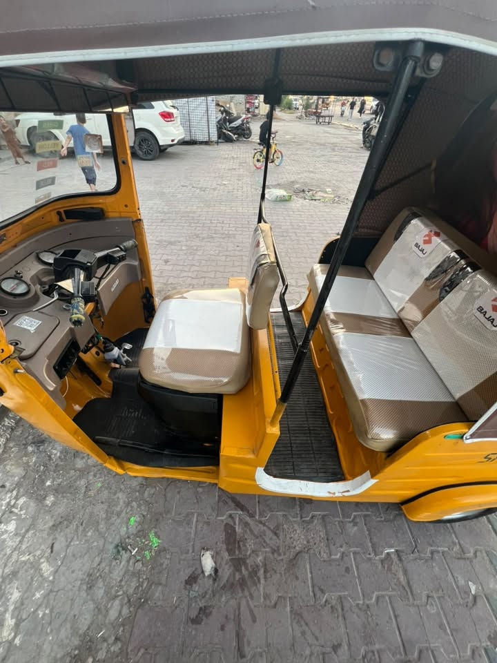 تكتك موديل 2019
التكتك مصبوغه عام مبدل بوشه وبستم قبل سبوع 
تجي تكلب وتشوف بعينك عنوان بغداد مدينة الصدر
رقم نكليزي وسنويه بسمي  
هاتف ‪***********‬
