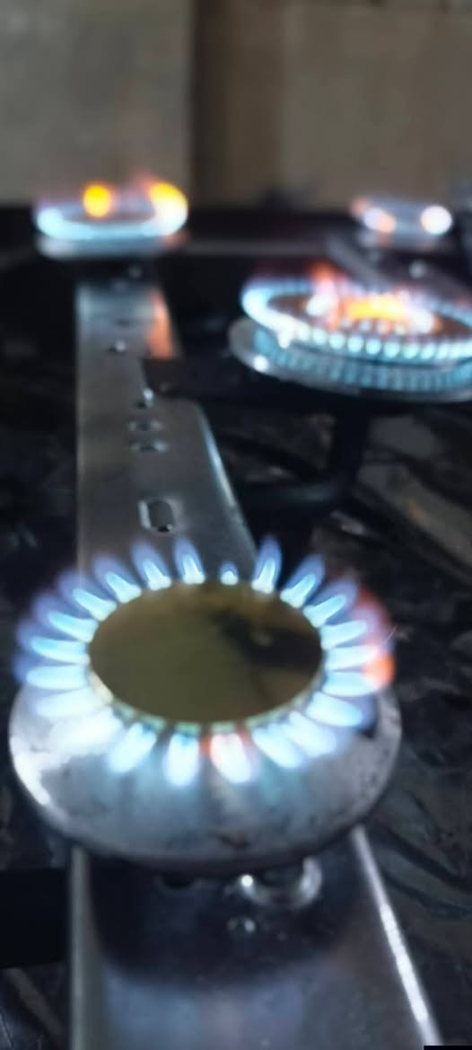 مصلح كافت انواع الطباخات تصل ونجيك البيتك وخلال ساعه يكمل طباخك***********
