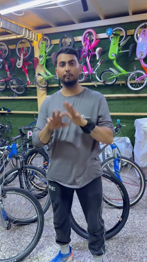 ماركات جبليه يابانيه قطع كلش حلوه وجديده للاستفسار *********** عنوانه بغداد شارع فلسطين متوفر توصيل لجميع انحاء العراق#CapCut #الهم_صلي_على_محمد_وأل_محمد #بايسكلات #معرض_ابوسجاد_للبايسكلات 
