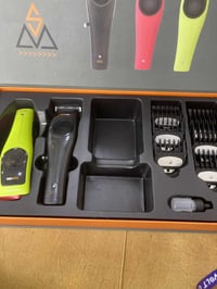 مكينة خياطة • استخدام قليل • نجف