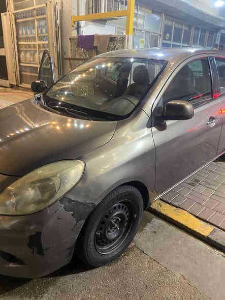 نيسان فيرسا 2012 sv بغداد باسمي بدون حادث وارد كندي 
سنوية وهزه كلة جديد 
رقم جديد 
كير مكينه مكفولات جدد
صدر نضافه 90 بل 100
تبريد ثلج 
سيارة نضيفة جداً 
شاشة 
كامره 
4جام كهرباء 
تحكم  ستيرن 
تايرات جديده 
بيها صبغ قليل وبارد صفحة السايق 
السعر86وبيها مجال 
مكاني الدورة 
***********
