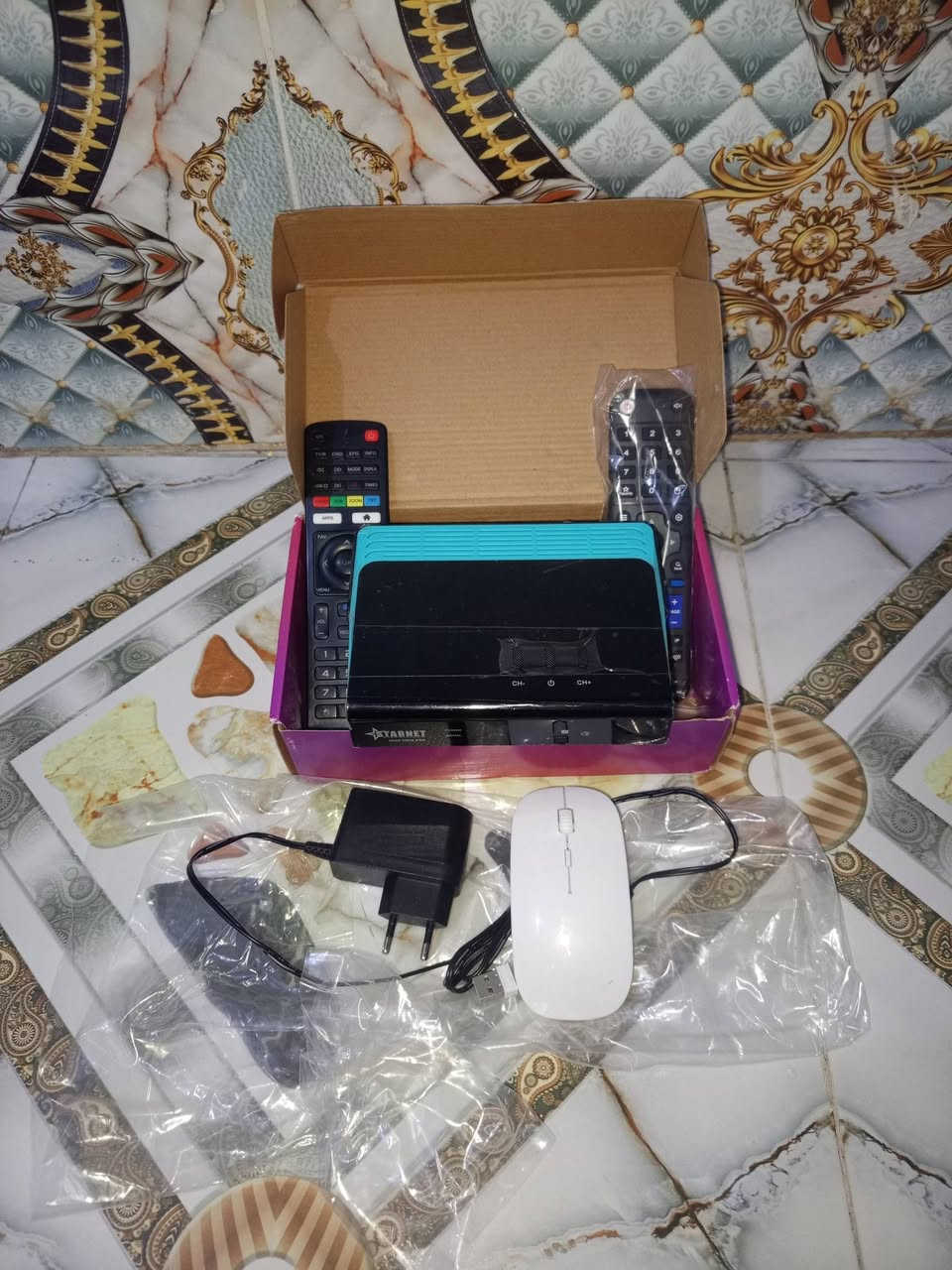 جهاز ستارك ستار نت للبيع سياره 95 مع التوصيل اجيك مثل مال مطح بالمشهور السيرفر فوريفر الاي بي بثلاثه اشهر وباقي السيرفرات الاي بي تي في كل واحد سنه


**إذا كنت صاحب هذا الإعلان وتريد حذفه لأي سبب، رجاءا أرسل رسالة إلى الدعم الفني**