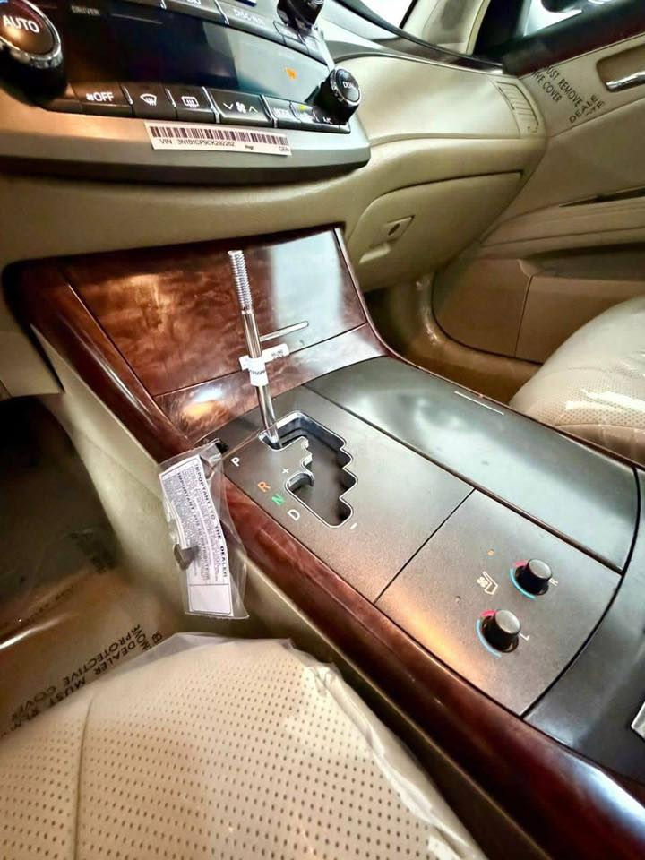 السلام عليكم افلون ادوات ادوات دخول جديد كفالة عامة ضربة وتبديل السيارة كلش جديدة اكفلهة سرقة عشاير وانتر بول الشراي يتصل على الرقم *********** السعر 100 وبيهة مجال قليل
