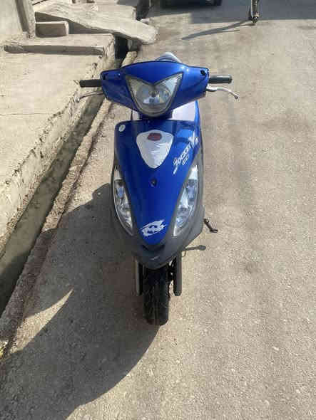 كامكو v2 للبيع كارتون
كفاله عامه 
محرك بعده كارتون 
موديل 2013 
مكان قلعه سكر 
950 بيها مجال للشرايه
***********
