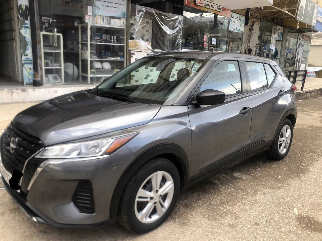 نيسان كيكس 2023موصفات s
صرار ربع جملخ و ربع صندوق 
بدون دواخل 
بدون ارباك 
سعر 140
مرقم كامله 
كورك واتساب ***********
