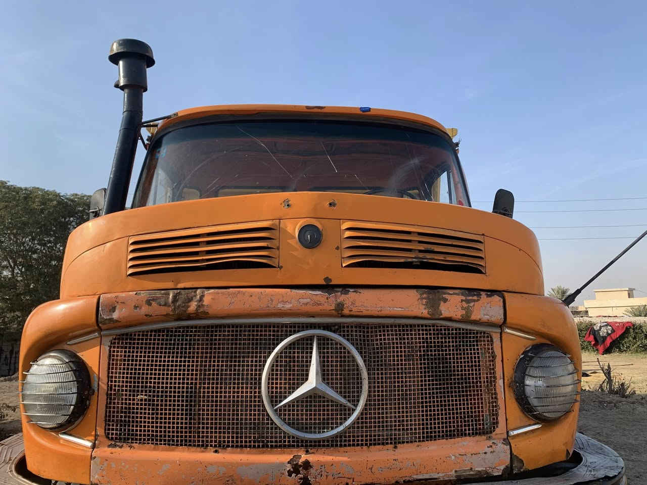 ‏سلام عليكم قمار للبيع.  ***********
