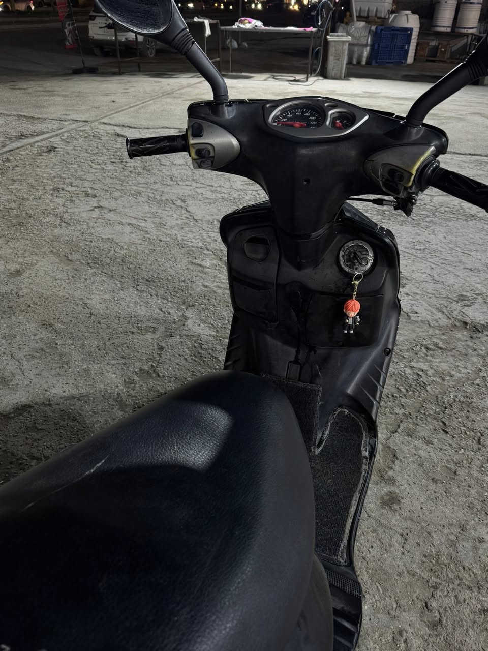 السلام عليكم سكنس نثيه 140 للبيع الدراجه كلشي بيهه بلادييي ومامفتوحه نقصه كابريتر تعبان فقط  مكاني بغداد حي الجهاد   الاستفسار ***********
