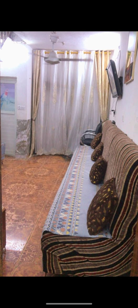 ديوان بلوك اصلي ٨ مقاعد ويه مفرش تخم وكوشات وتلبيسه كوشات ب١٢٥ كاونتر تزكام ب٢٧٥ غرفة تركية ٦ قطع ب١٥٠


**إذا كنت صاحب هذا الإعلان وتريد حذفه لأي سبب، رجاءا أرسل رسالة إلى الدعم الفني**