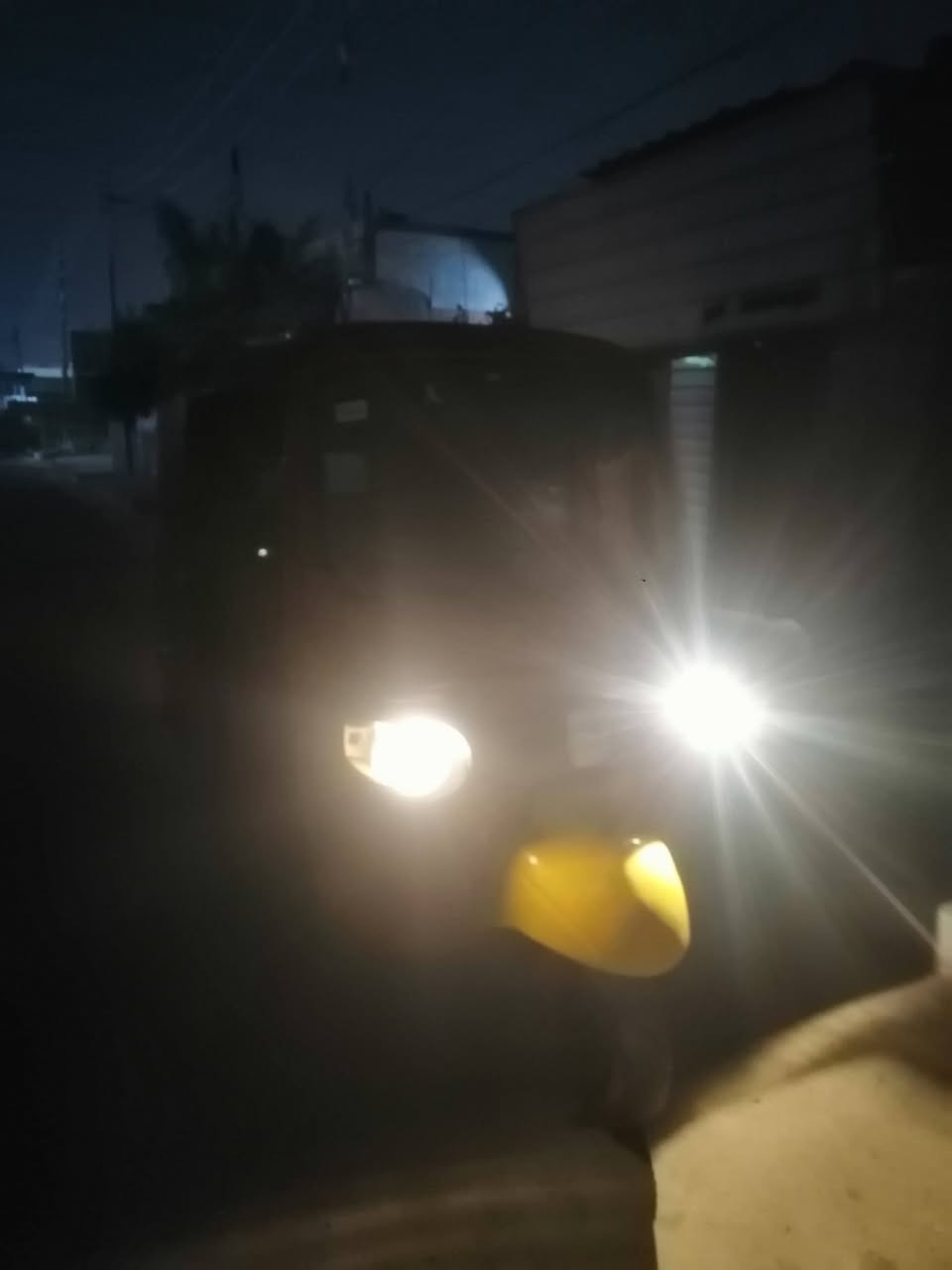 اسلام عليكم تكتك بياجو محوره تي في اس المكينه شركه هسه محوره صار اسبوع يعني بلباكيت بس الكشر بياجو شغله مرتب السعر 3 وبيه مجال ***********
