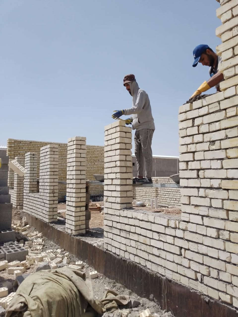 اخوكم ابو علي لخلفه بناء درجه اولى على دبل قطعي بسعار مناسبه تصل *********** ودلل نشتغل جميع مناطق بغداد
