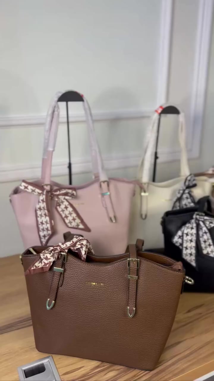 حقائب نسائية كوااااالتي واسعار حلوة
بنات لحكو باقي قطع اخيرة و توصيل مجاااااااني عرض شهر رمضان 
لكل محافظات العراق
وشرط توصلكم بعد احلى من الصور


**إذا كنت صاحب هذا الإعلان وتريد حذفه لأي سبب، رجاءا أرسل رسالة إلى الدعم الفني**