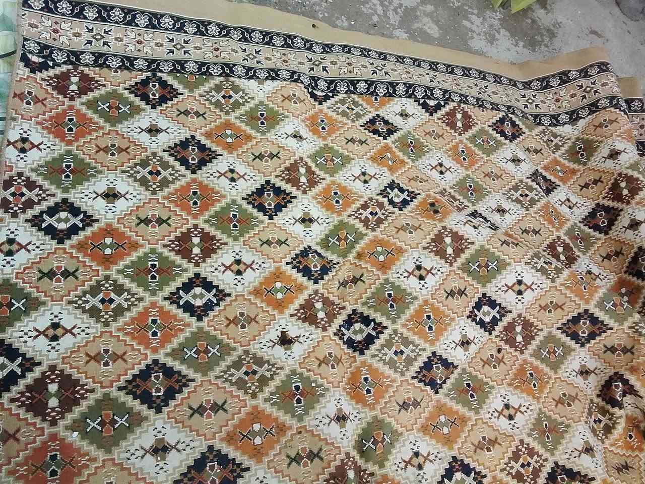 زولية للبيع كليم ايراني حياكة نظيفة وقياس 4ب5  المكان بعقوبة التحرير الفلكة الاخيرة  
السعر 50 الف 
الشراية بس تجي خااص


**إذا كنت صاحب هذا الإعلان وتريد حذفه لأي سبب، رجاءا أرسل رسالة إلى الدعم الفني**