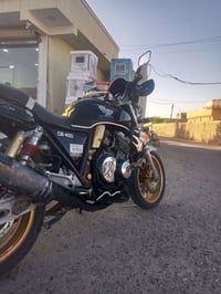 سي بي 400 • مسجلة • معدلة
