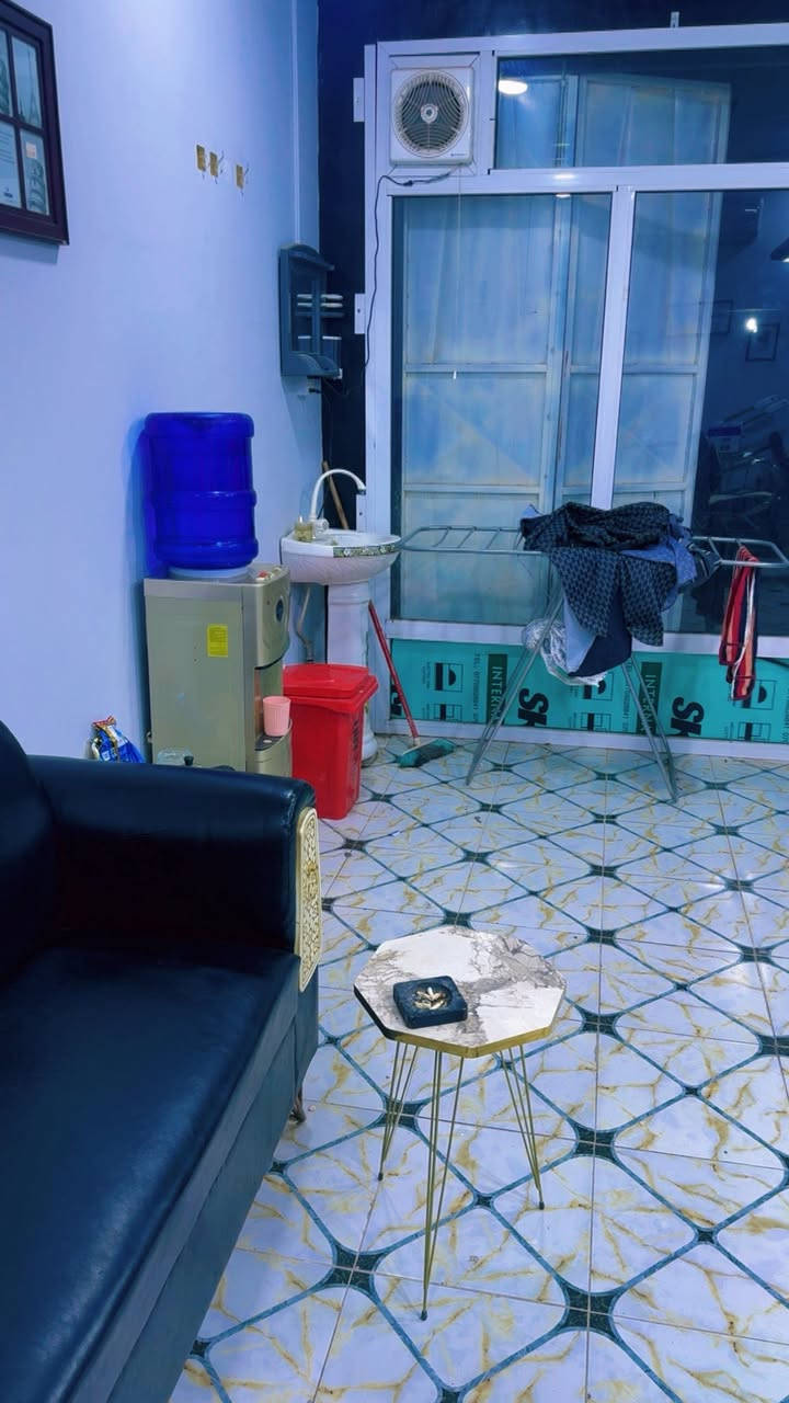 غراض حلاقه للبيع استخدام كلش قليل ابيع شلع مابيع قطع. المكان القرنه الشرش الشاهين
***********

