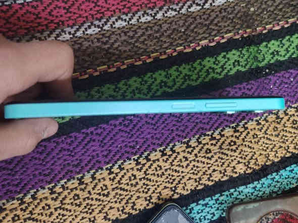 السلام عليكم ورحمة الله وبركاته موبايلات للبيع نضيفه جدا جدا وللاستفسار علا الرقم ***********
