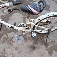 وبركاته بايسكلات البيض حجم ١٨ مال باله بابيسكل جديد كامل امانه الله وا...