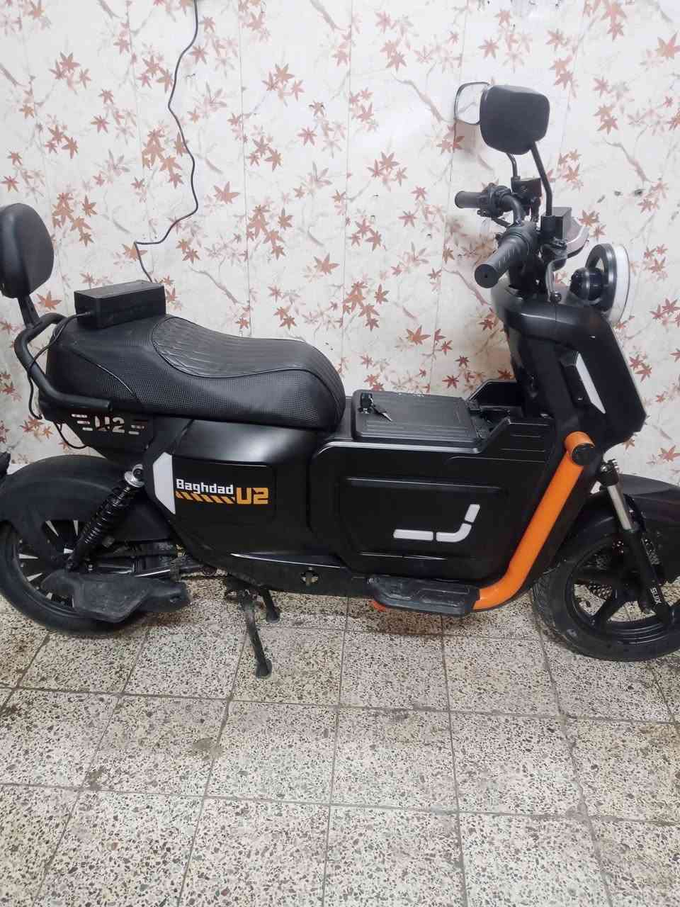 دراجه شحن  للبيع خمس بطاريات جديده شحن وبايدر السعر  900بيها مجال جديده صار يومين من اخذتهه الي يريد يشتري يتواصل وياي تواصل على الفيس وماسنجر


**إذا كنت صاحب هذا الإعلان وتريد حذفه لأي سبب، رجاءا أرسل رسالة إلى الدعم الفني**