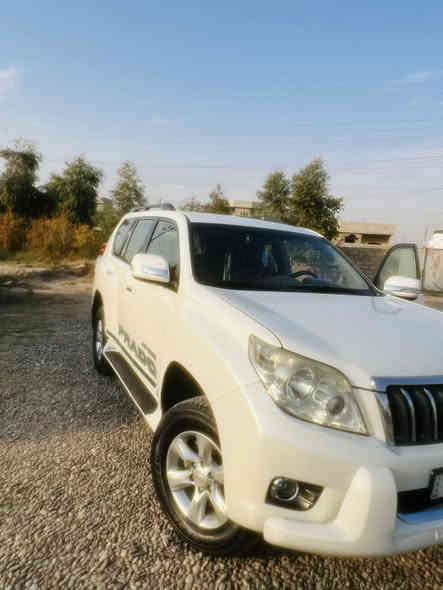 السلام عليكم 
تيوتا برادو 
موديل 2011
تبريد تلث قطع
سبير تعليك 
شاشه
الضرر:تلث اصابع بين باب السكن و الجاملغ معدل بارد فقط 
السعر 232
***********
‭٠٧٨١ ٩٧١ ٦٤٦٦‬
