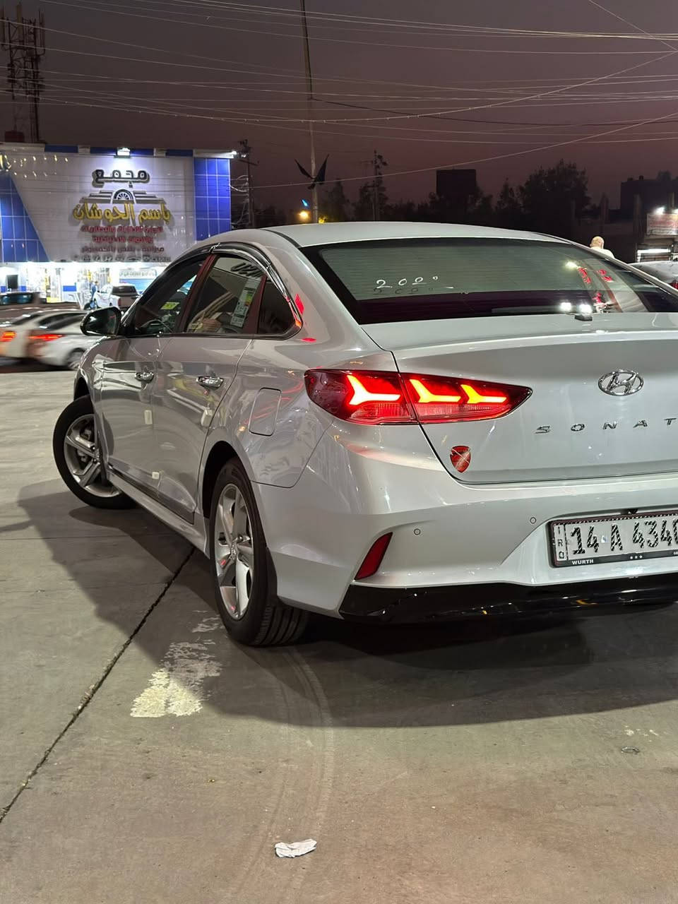 سلام عليكم 
البيع سوناته  مديل 2022 كفاله عامه 
وارد كوري بانزين 
فول مواصفات عده البصمه 
بصره بسمي 
***********
السعر 185
