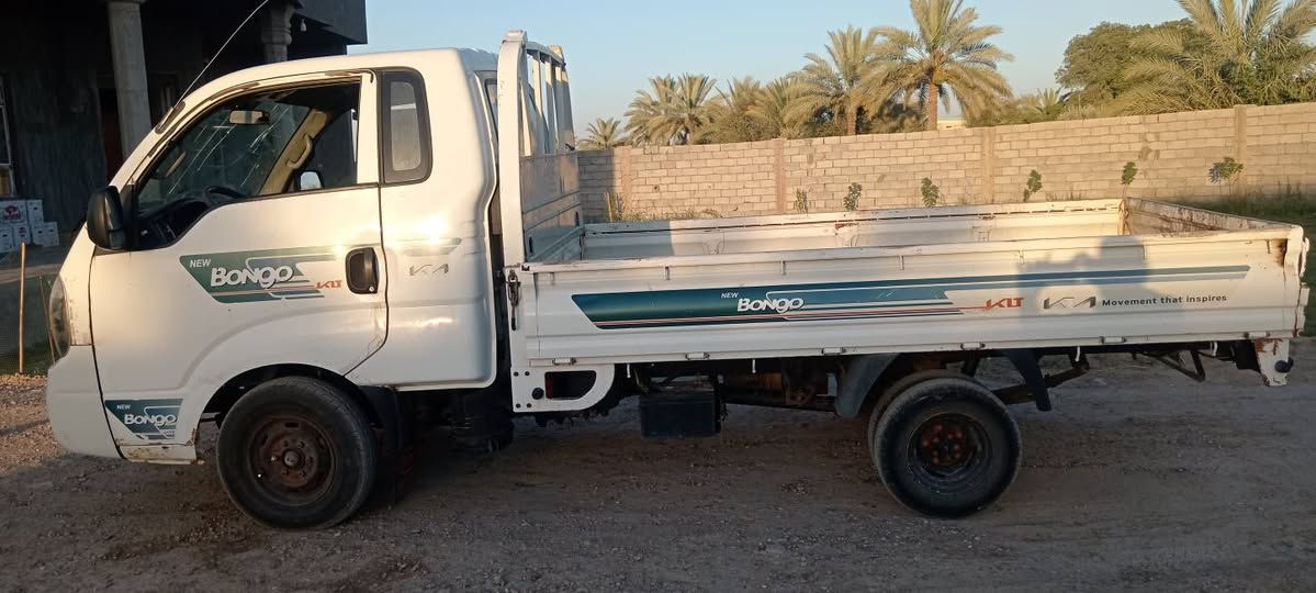 ١٤ مكفوله مكفوله من صبغ او ضربه مكينه تبخر السعر ٨٥ العنوان بغداد ابو غريب ***********
