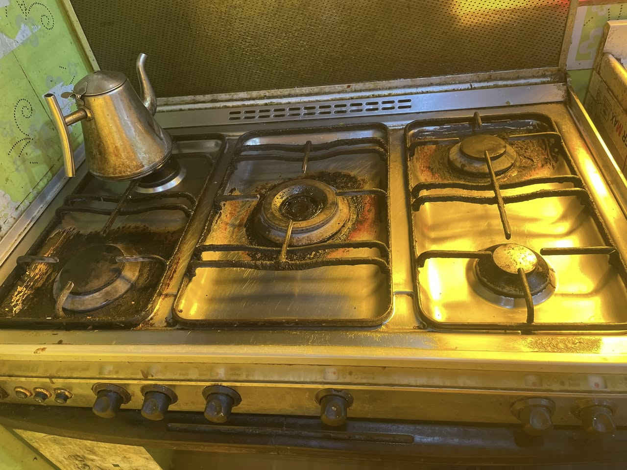 طباخ كريازي مصري شغال فرن وعيون كلهن ناره قويه وشويه حلو فقط يحتاج تنضيف سعره ١٢٥ الف فقط


**إذا كنت صاحب هذا الإعلان وتريد حذفه لأي سبب، رجاءا أرسل رسالة إلى الدعم الفني**