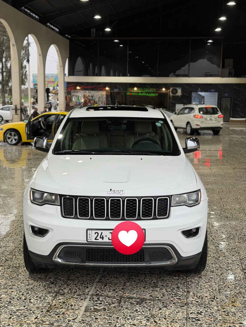 جيب موديل Limited 2020
سياره مكفوله من كلشي حتى الدعاميات
صور السونار مرفوقه 
رقم دهوك سنوية بسمي
هزه جديده سنويه جديده V6 3600
ماشية 80mi 
-ماوس وضيعات قياده
-فتحه سقف بانوراما
-كشنات جلد 
-رادارات  360
-تشغيل عن بعد 
-بصمه
-شاشه جبيره 
-كامره  دواره
-تحكم سترين
-كشنات خزن
-هيتر مري
-لدات صباحيه
-صندوق كهرباء
-كشنات تدفئه تبريد 
توقف ذاتي
كلش هواي بيها مواصفات معروفه ال لمتد 
السعر 270 وبيها مجال حك الجيه
بغداد المنصور 
***********
