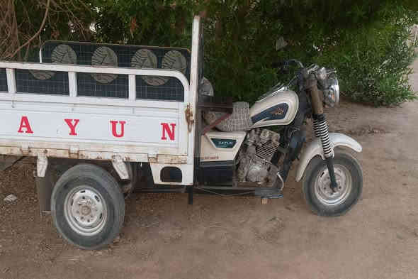 السلام عليكم وين اليدور وكيل ستوتة للبيع موديل2017اوراق اصوليه ستوته كامله مكمله من الطول للطول بلاد تواير مال كية جوبلس  الاصلي شرط الفحص الستوتة جاهزه من كلشي وذا ماتشتري اطلع كبل لاتعبني السعر مليون و 300 وبيه مجال   الجيه وتدلل  للاتصال***********
