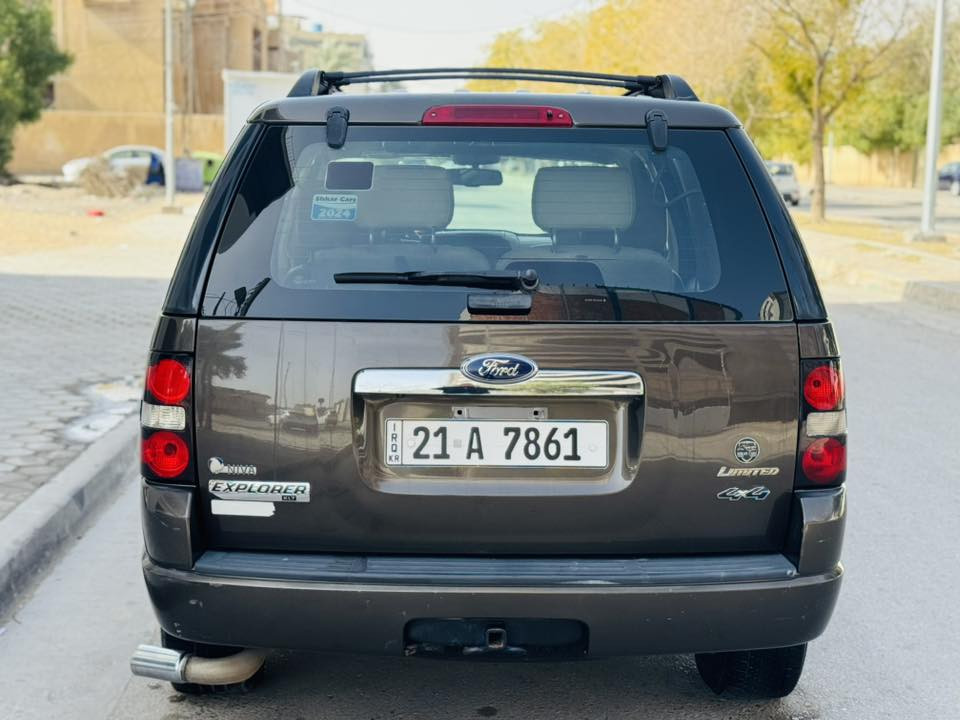 فورد اكسبلور مديل 2009 وارد خليجي سياره مكفوله من الضربه وتبديل وصبق ماعده قطعتين كلير والباقي سياره كفاله سعره 104 وبيه مجال رقم هاتف ***********موصفات فول مواصفات واحد على واحد فتحه سقف شاشه كامره خلفيه مثبت سرعه تحكم استيرن شاير بل مري كشنات جلد كشنات كهربائي حساسات خلفية ماميه 7راكب 3قطع تبريد داخل سياره بيجي محرك 6سندر محرك وكير كفاله حداديه تخم تاير جديدات مكان سياره كربلاء مكلف بل نشر
