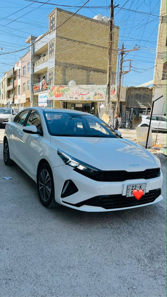 السلام عليكم للبيعK3 موديل 2024
السياره ماشيه 37 
فول مواصفات 
ميحتاج اطول عليكم 
السياره بيه بارد جاملغ خلفي 
وبارد جاملغ امامي 
وبيها صبغ شبر بل جنطه 
السعر 137 وبيها مجال شي بسيط 
مكانها الدورة قرب كليه دجله 
للاستفسار اكثر 
اتصل بصاحب السياره 
*********** بغداد, العراق
