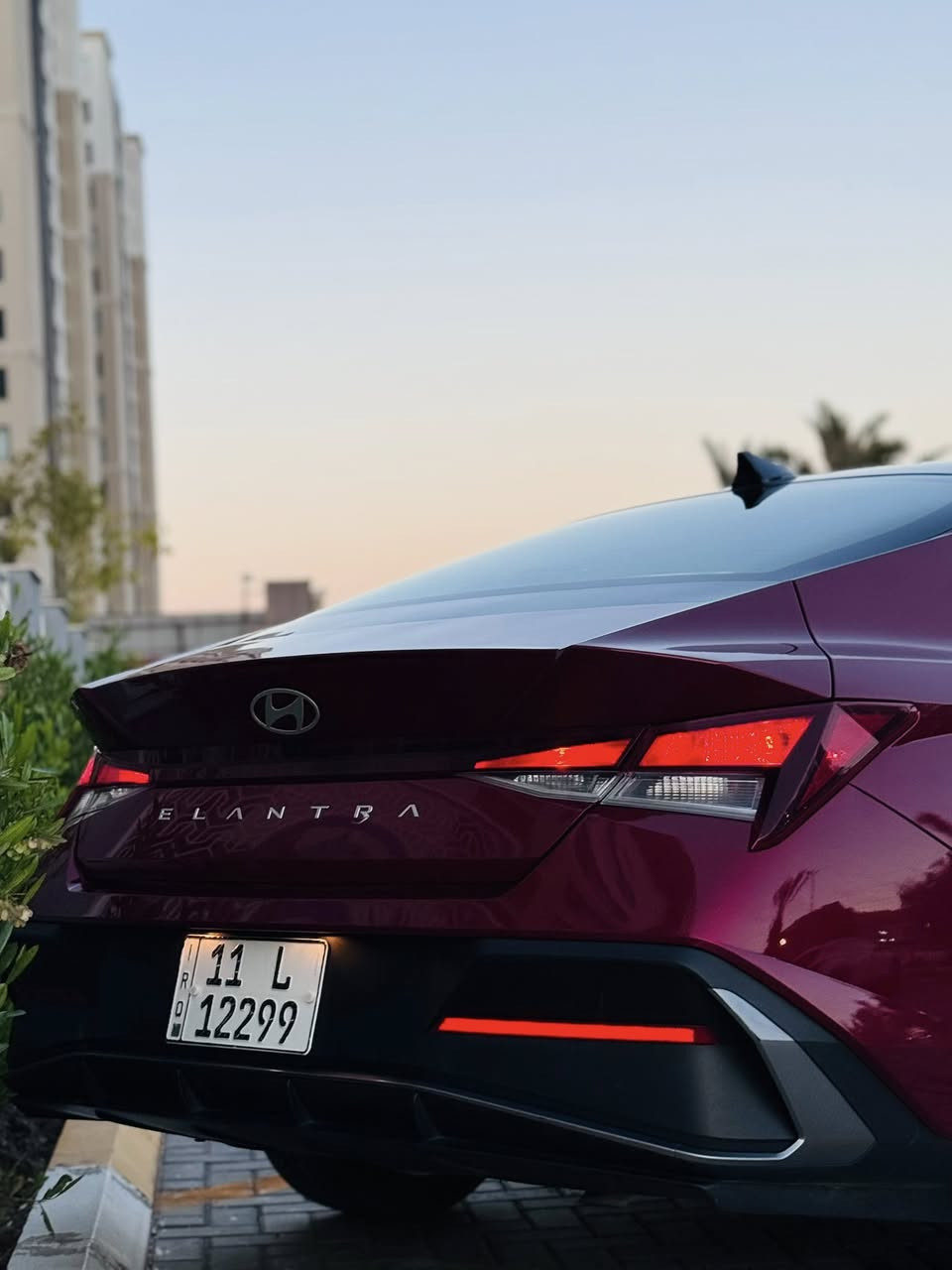 ة طيبة 

النترا 2024 بغداد بسمي تحويل ثاني يوم مبدل بنيد فقط بدون لغود وبدون شواصي (ايرباك دركة فقط وراجع سستم) م

 

السيارة نص فول دشبول ديجتال وبصمة وفول تحكم ومود درايف ومعروفة مواصفاتهة 

عارضها ب 152 وبيهة مجال بسيط كلش 
***********
*********** 
مكانهة بغداد حي العامل
