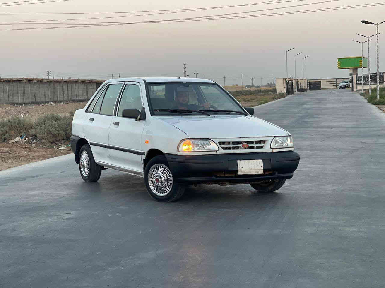 اللهم صل على محمد وال محمد 
سايبا موديل 2014 كفاله السياره 
شكلها احلى من الصور سياره جديده وجاهزه 
كير ومكينه خير من الله حداديه تخم تاير جاهزة 
سعرها 32 وبيها مجال بسيط جدا 
***********
