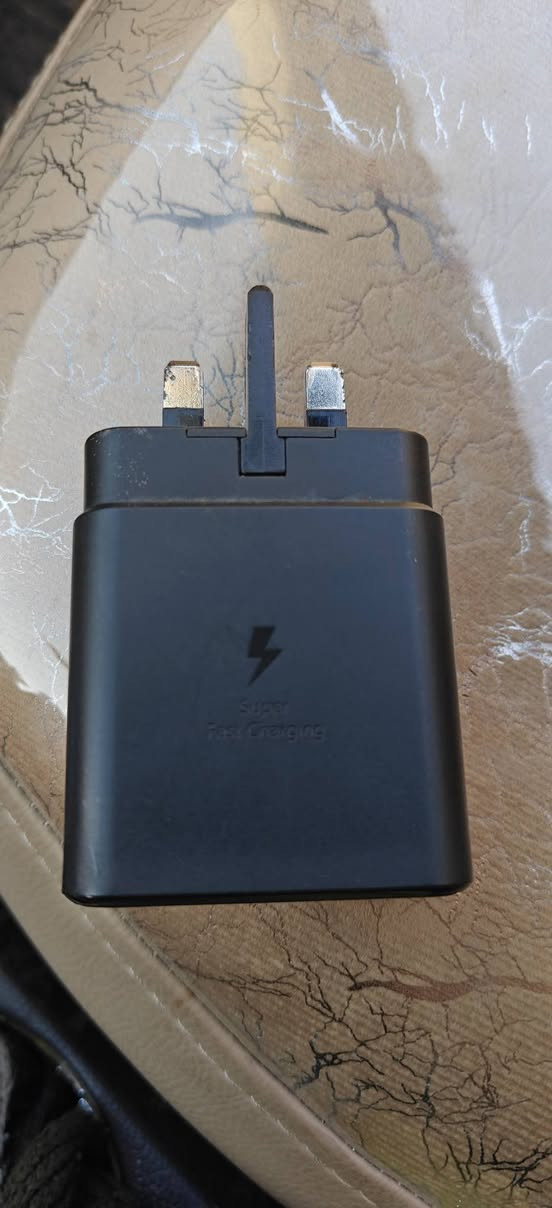 راس شاحنة s24 45واط اصليه
20 الف
***********
الحر الصغير
