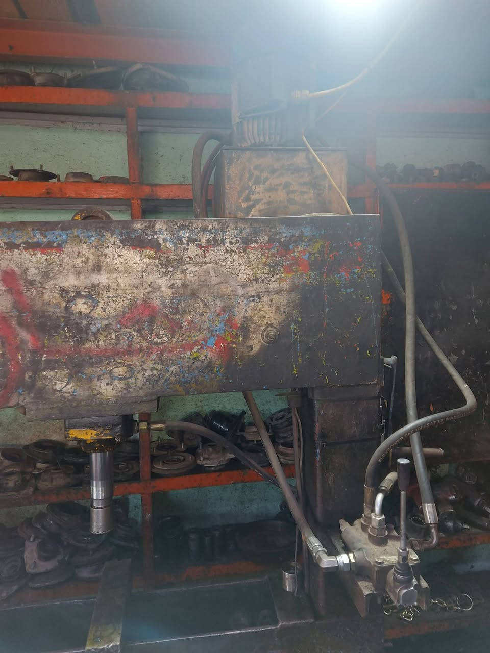 بريس كهربائي ٢طن ونص ***********
