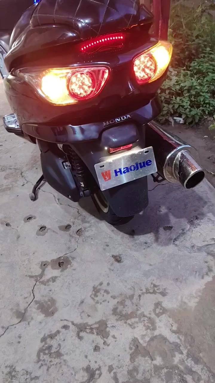 السلام عليكم يا اخوان يوسف 9 بطح واذا اكو نظيفه يدخل لي على الواتساب***********
